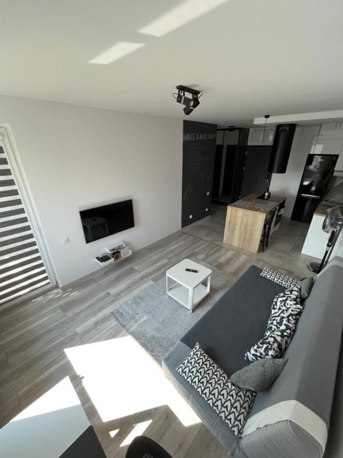 Miko Apartment 1 Познань Экстерьер фото